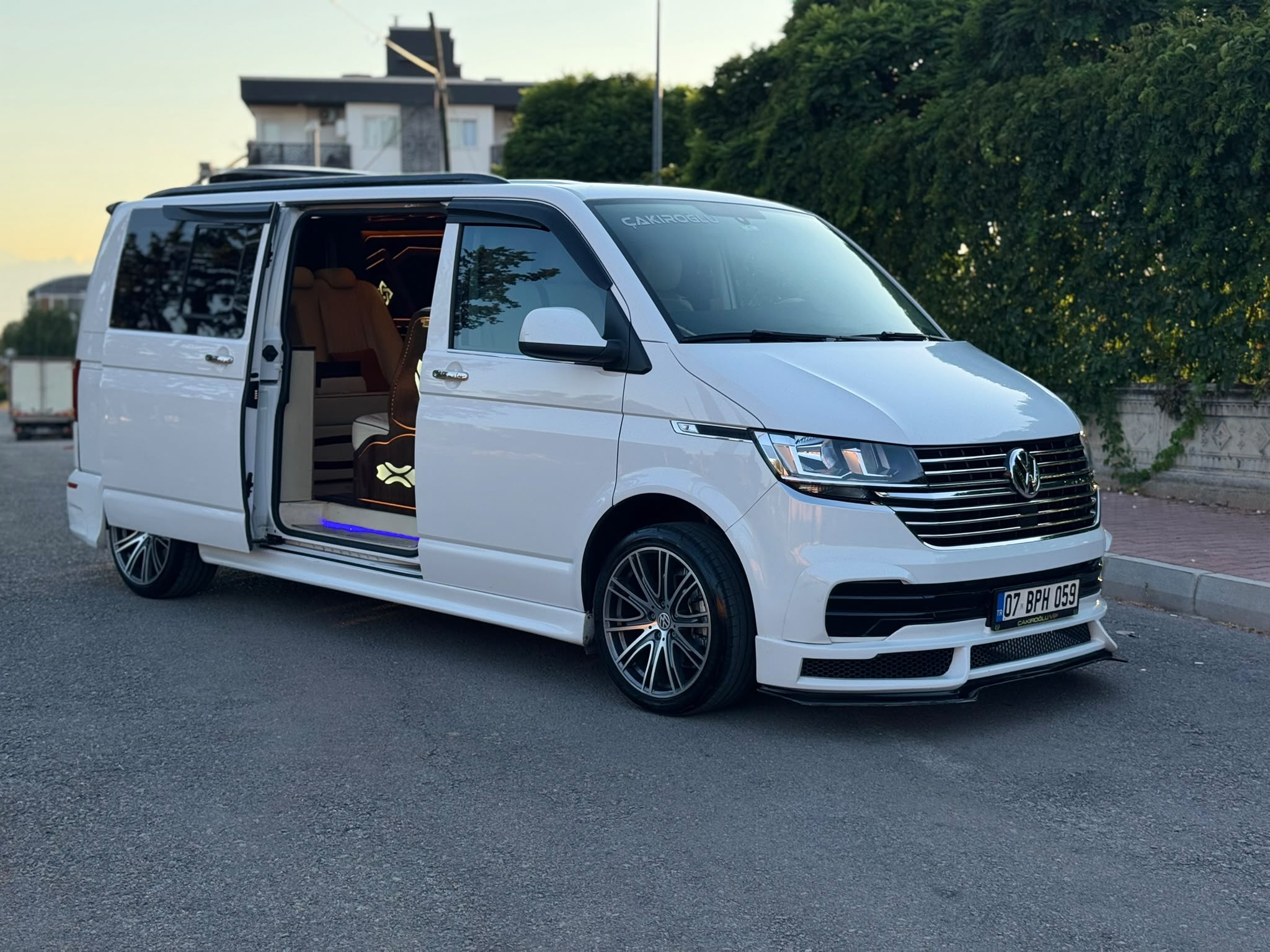 2024 Volkswagen Transporter – VIP %20 FATURALI HATASIZ